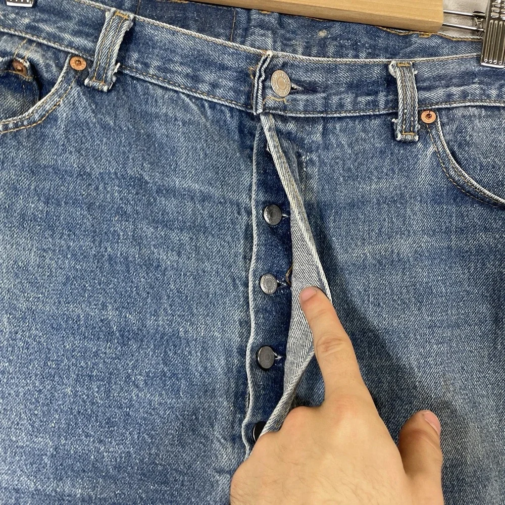 Levis item good